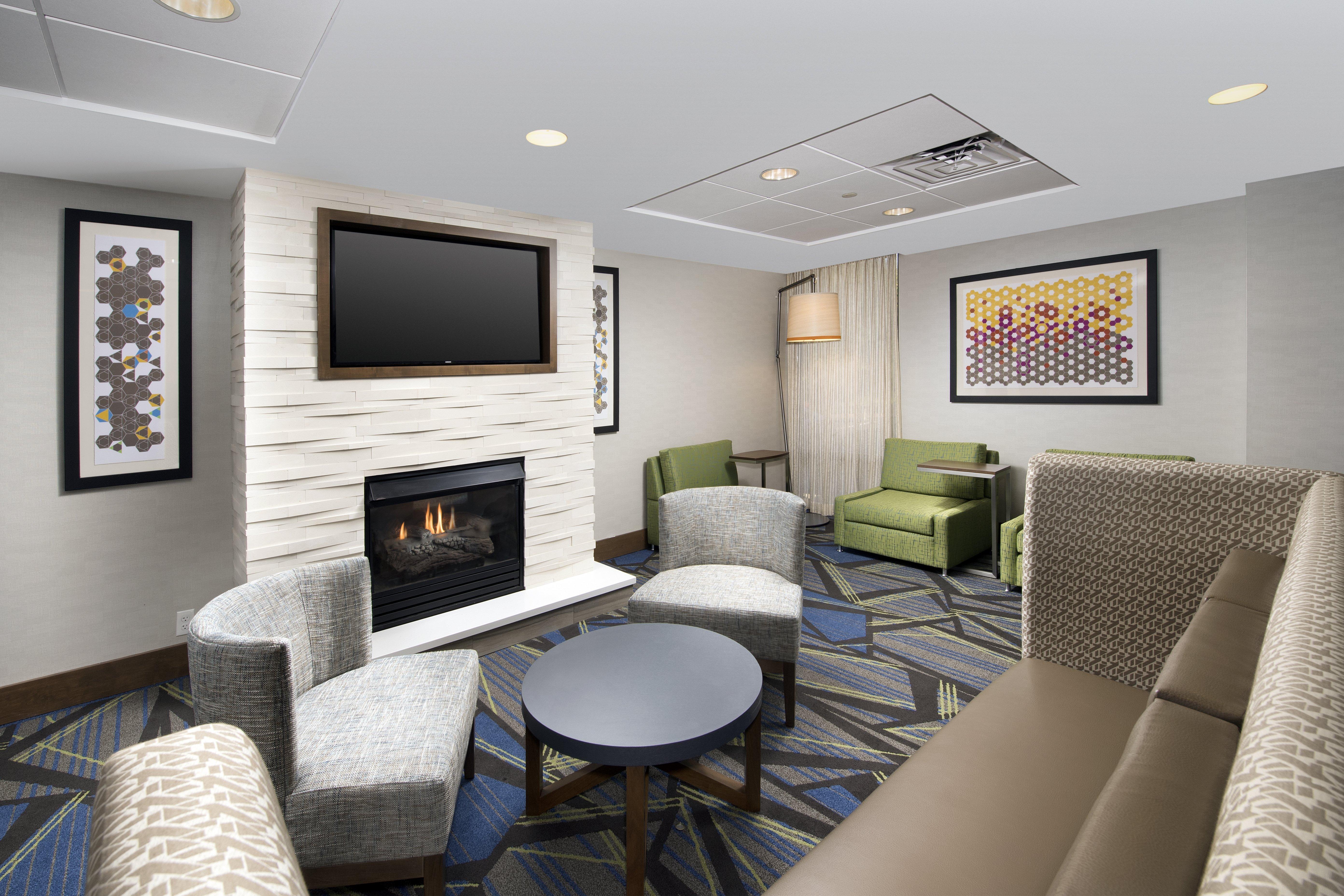 Holiday Inn Express Andover North - Lawrence By Ihg Exterior photo